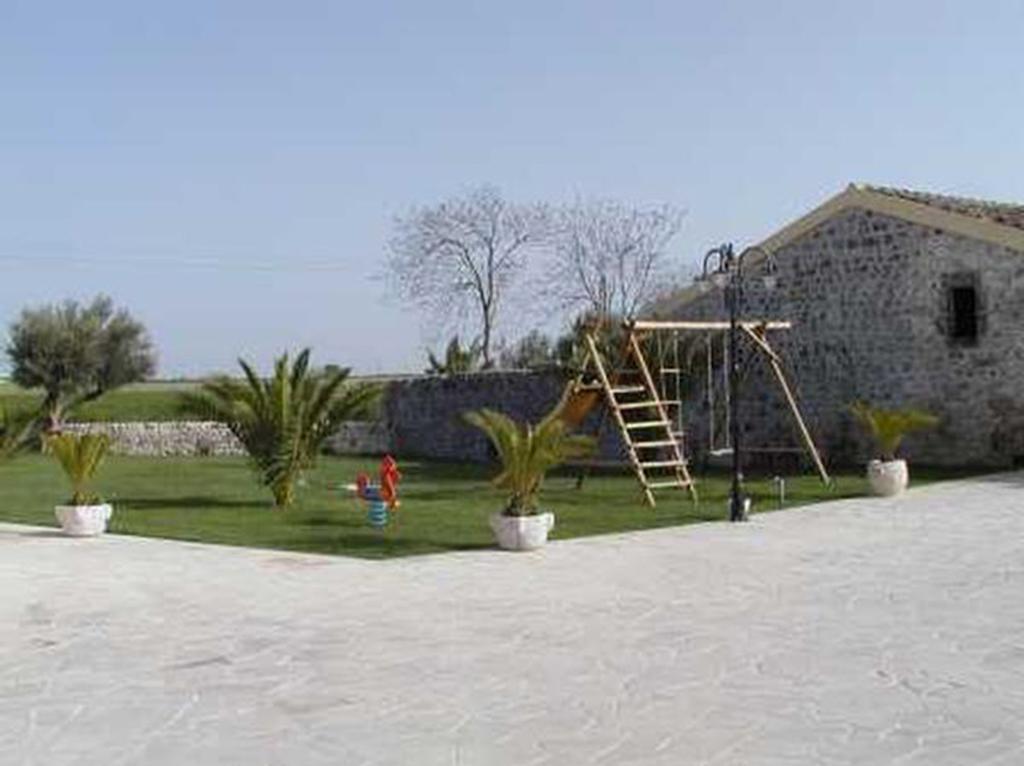 Oasi Di Cava Ispica Vila Pietre Nere San Zagaria Exterior foto
