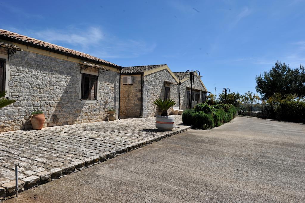 Oasi Di Cava Ispica Vila Pietre Nere San Zagaria Exterior foto