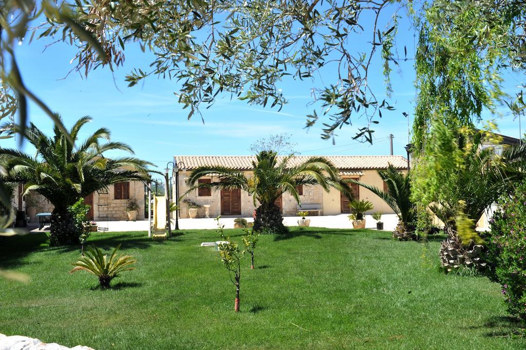 Oasi Di Cava Ispica Vila Pietre Nere San Zagaria Exterior foto